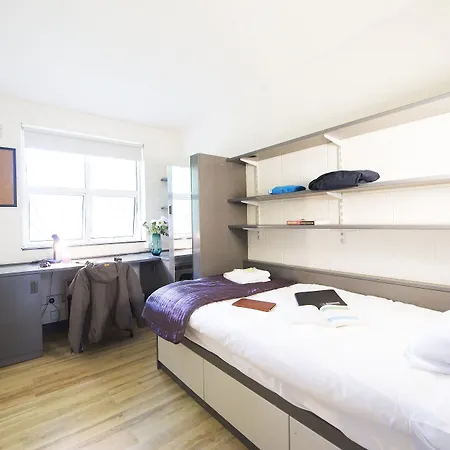 Corrib Village Of غالواي