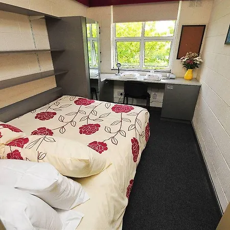 Corrib Village Of شقة غالواي