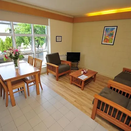 아파트 Corrib Village Of *