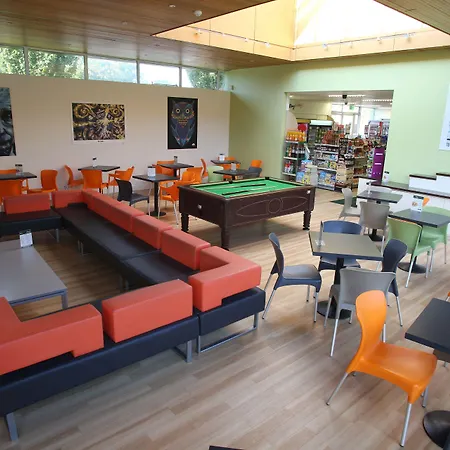 아파트 Corrib Village Of 골웨이