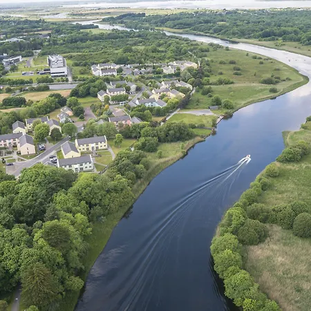 아파트 Corrib Village Of *