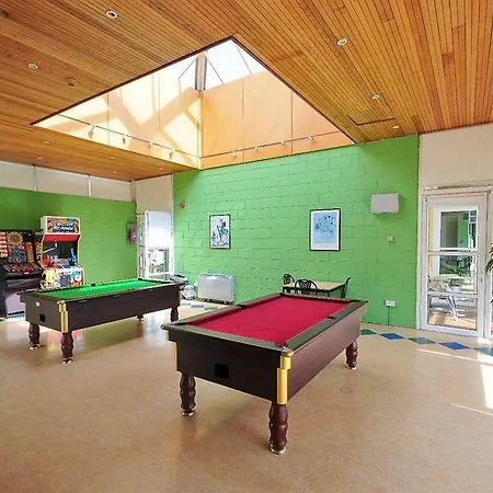 Corrib Village Of Apartament *