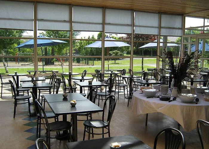 Apartament Corrib Village Of *